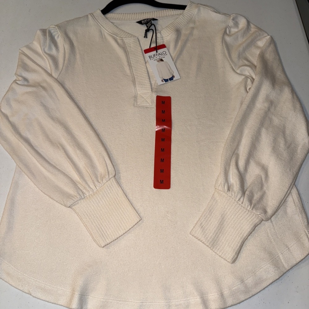 Buffalo David Bitton Cream Split Neck Puff Sleeve Knit Top Blouse Medium NWT